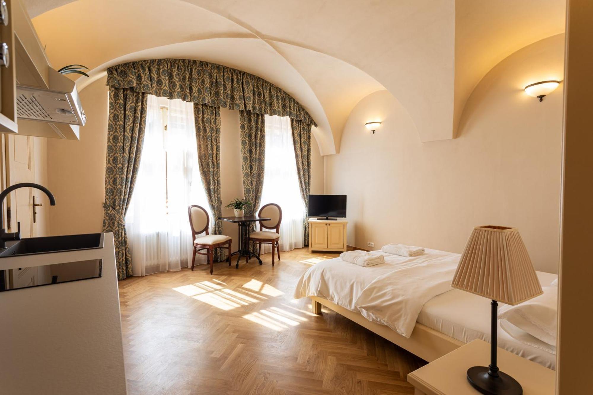 Thunovska Apartmán *