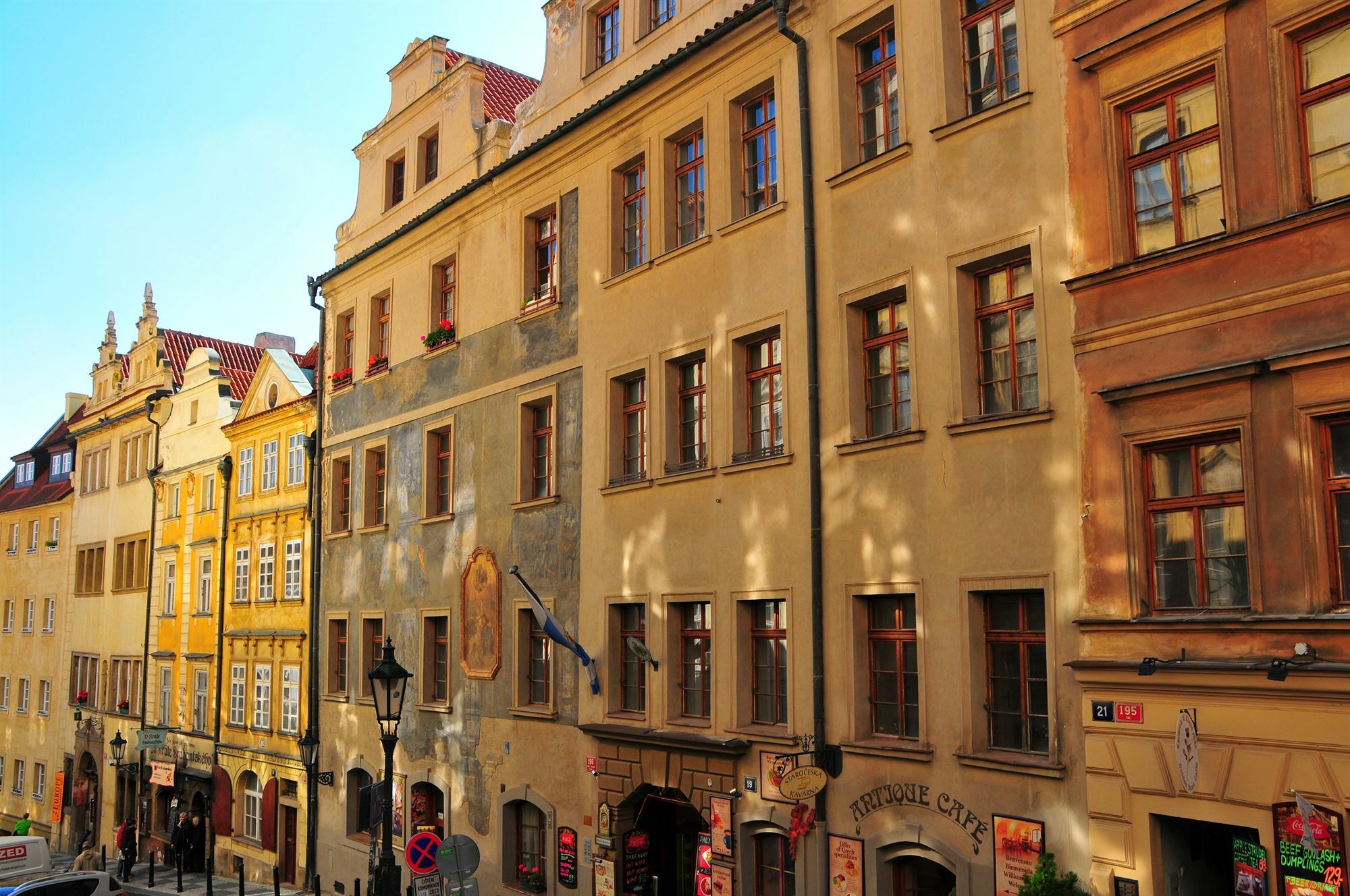Thunovska Apartmán *